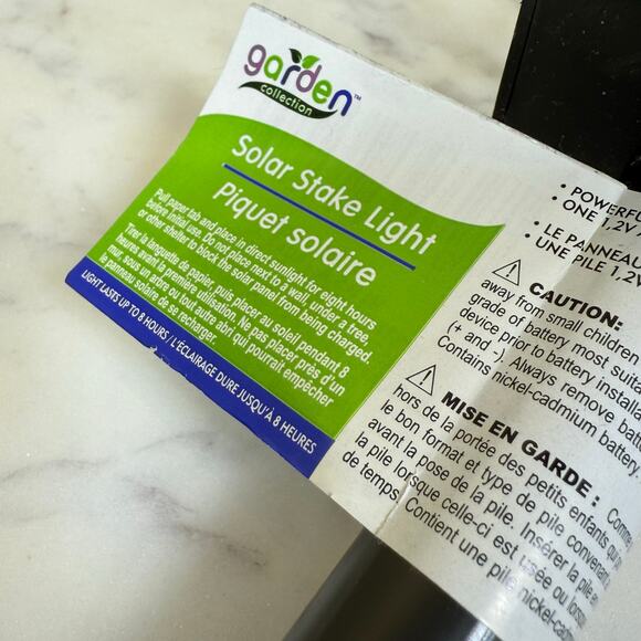 Outdoor Solar Stake Light - Picture 3 of 5